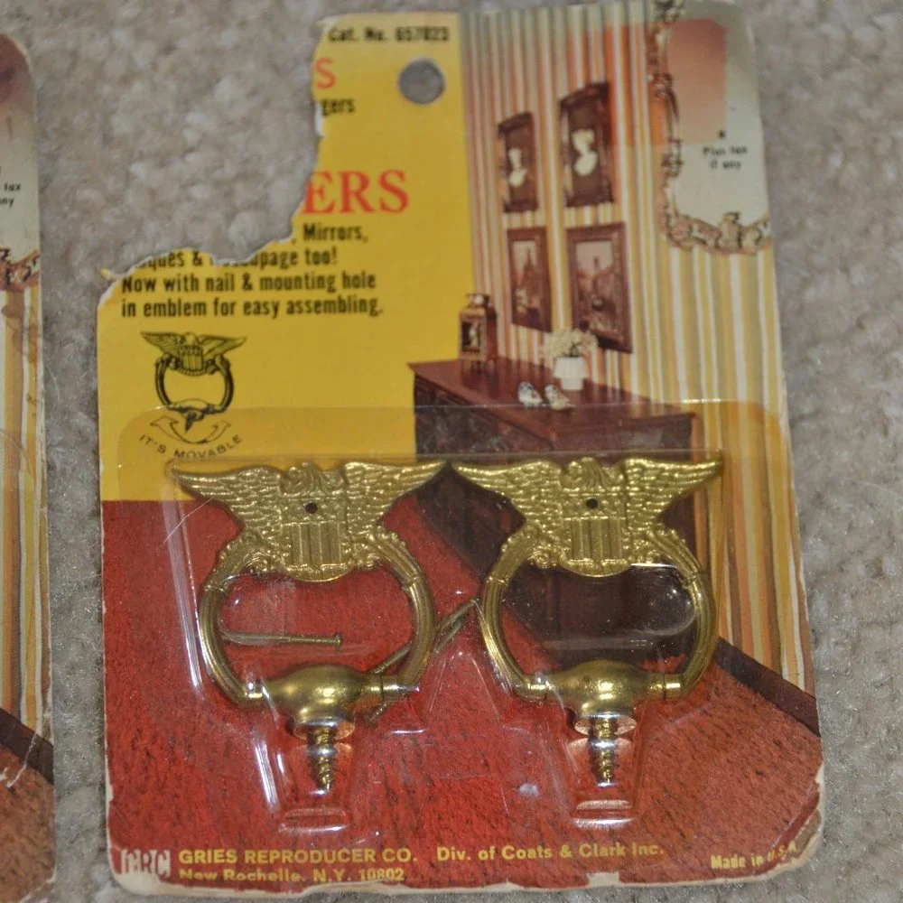 2 SETS GRIES REPRODUCERS EAGLE COLONIAL PICTURE MIRROR PLAQUE DECOUPAGE Hangers